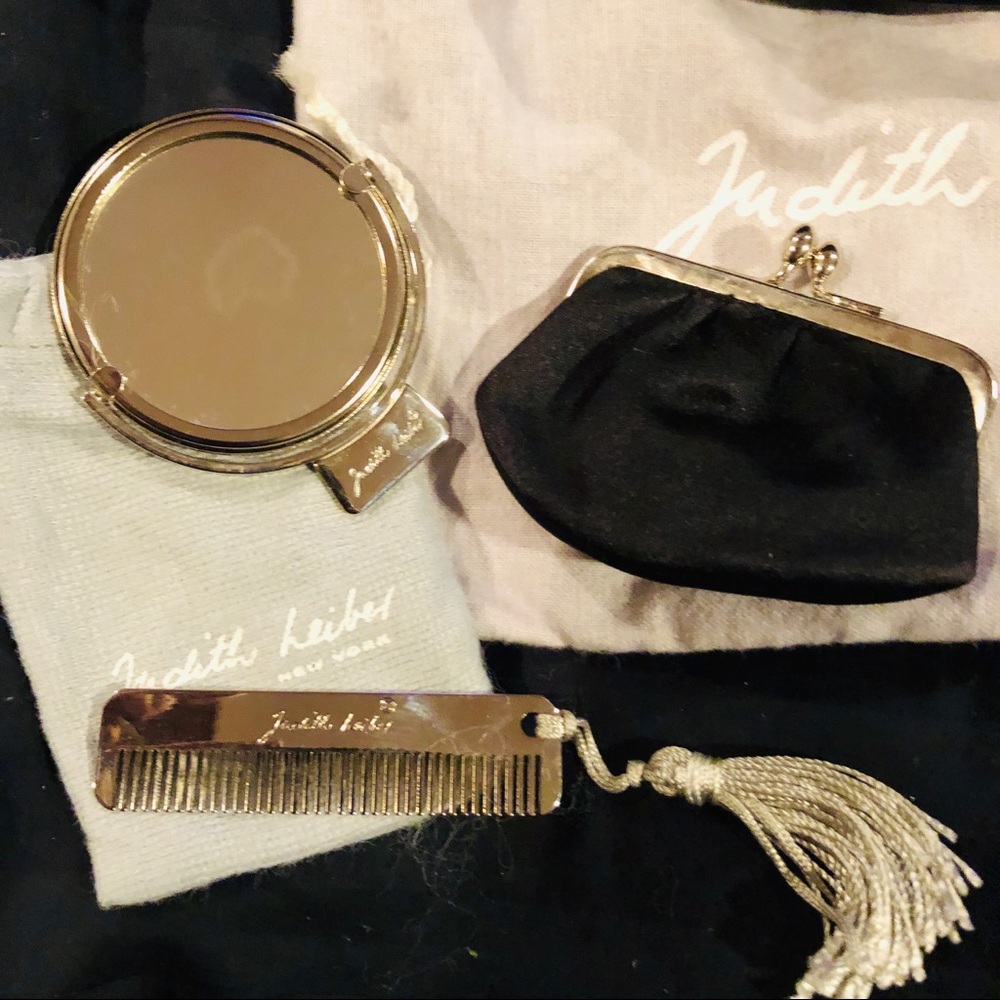 🎉2XHP🎉Vintage Judith Leiber Karawang purse - Picture 3 of 7
